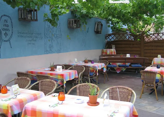 Otel Weinhaus Treis Weinähr