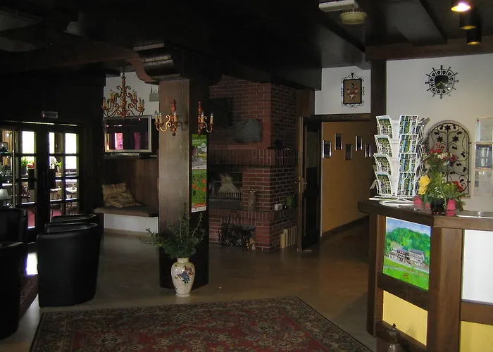 Weinhaus Treis Weinähr